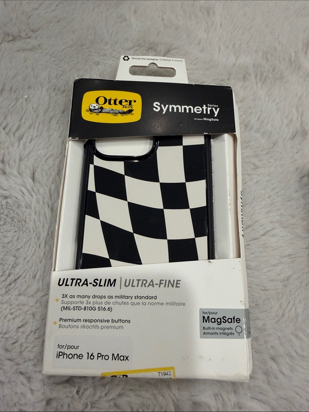 Iphone 16 pro max OtterBox Symmetry Series Black & White Checkered Case